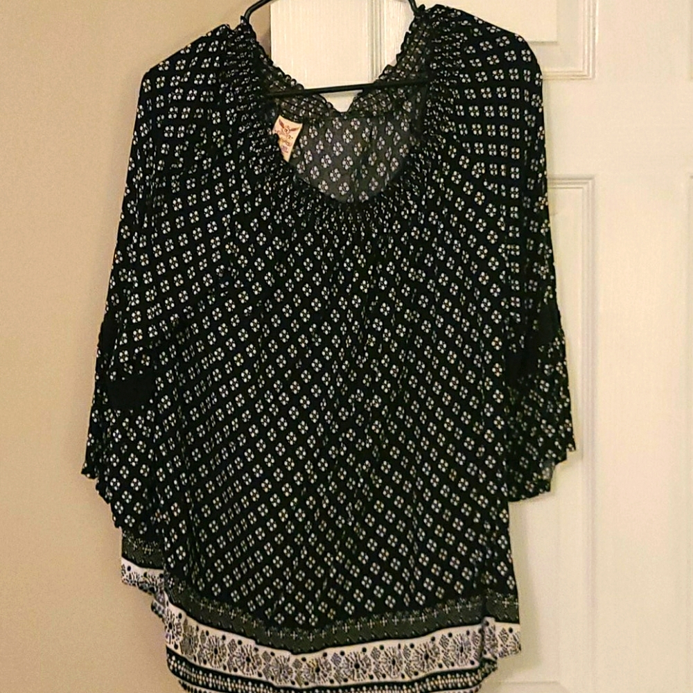 Black and white blouse